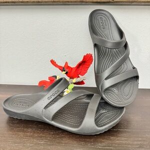 Women’s Crocs Iconic Comfort Kadee II Strappy black slip-on slide sandals size 8